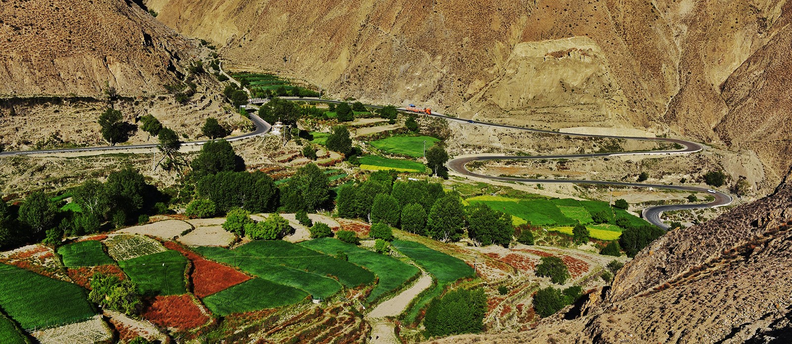 Rental Car Tour from Sichuan to Tibet on 318 Highway